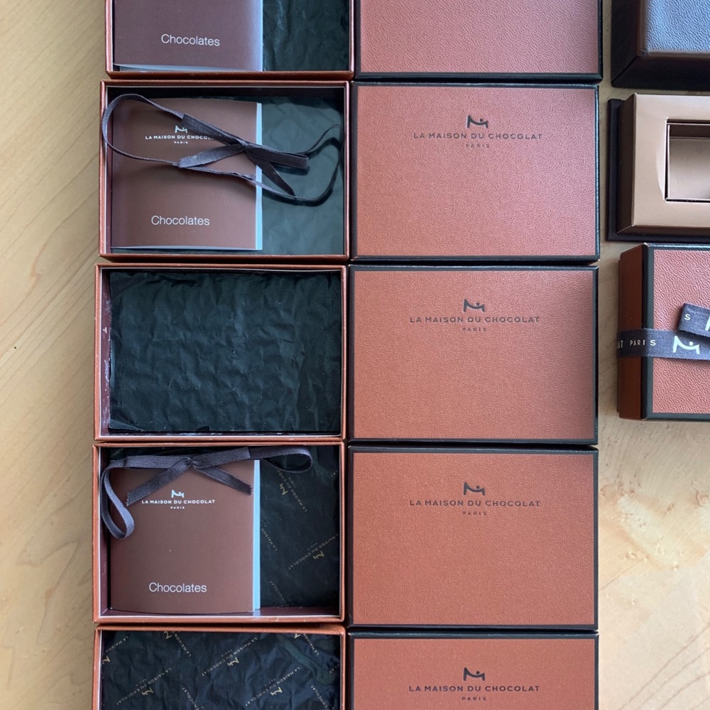 15 Pc CHOCOLATE BOX COLLECTION LA MAISON DU CHOCOLAT